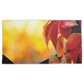 Schöne Rote Blätter im Herbstgarten Kissenbezug (Vorderseite-Rechts)