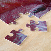 Schöne rote Blätter mit spitzen Frost. Puzzle (Seite)