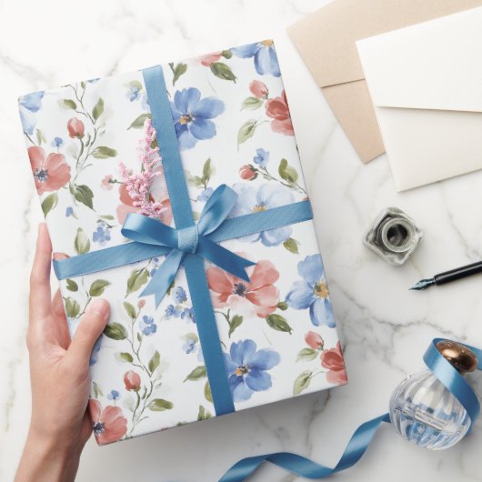 Schöne rote blaue Blumen Geburtstag Geschenkpapier (Schenken)