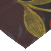 Schöne rote, lichtdurchlässige Rose Stickereimuste Tischdecke (Schrägansicht)