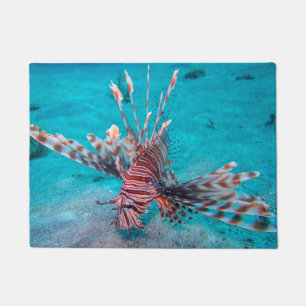 Schöne rote Löwe-Fische Fußmatte