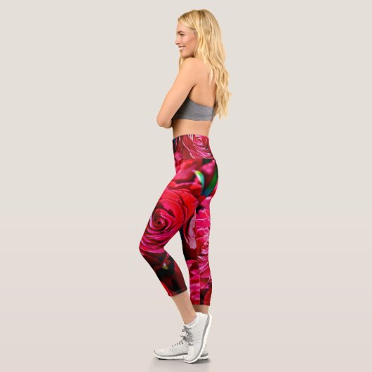 Schöne Rote Rosen Capri Leggings (Links)