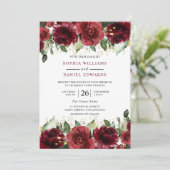 Schöne Rote Rosen Romantische Blumenhochzeit Einladung (Stehend Vorderseite)