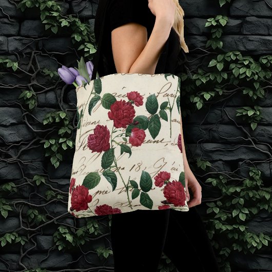 Schöne Rote Rosen und klassische Vintage Handschri Tasche