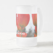 Schöne Rote Tulip-Blume. Mattglas Bierglas (VorderseiteRechts)
