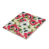 Schöne rote und weiße Pfeffer auf cremegelb Fliese (Seite)