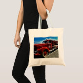 Schöne, schmale, antike Landschaft Rotes Feuer LKW Tragetasche (Vorderseite (Produkt))