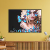SCHÖNE SCHÖNHEIT MIT BLUE BUTTERFLUSS LEINWANDDRUCK (Insitu (Wohnzimmer))