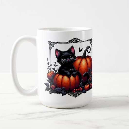 Schöne schwarze Kätzchen mit Kürbiskuiten Kaffeetasse (Links)