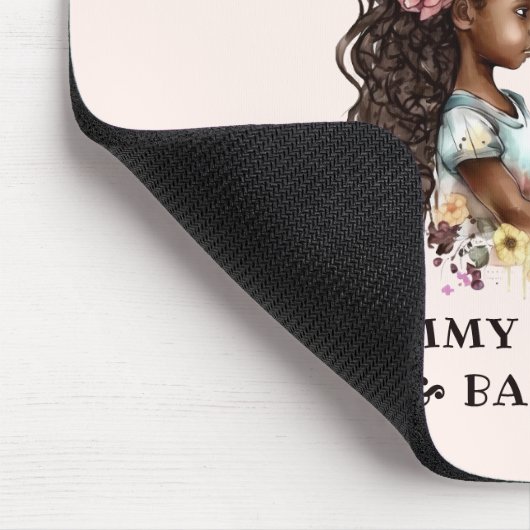 Schöne Schwarze Mama und Tochter (4) Mousepad (Ecke)