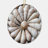 Schöne Seashell-Rundschreiben-Verzierung Keramik Ornament (Links)