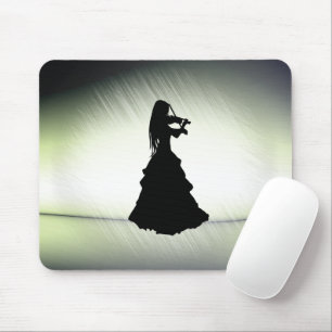 Schöne Sinti und Roma Girl Plays Violine Green HP  Mousepad