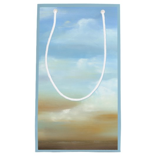 Schöne Skyscape mit flauschigen Wolken Kleine Geschenktüte (Vorderseite)