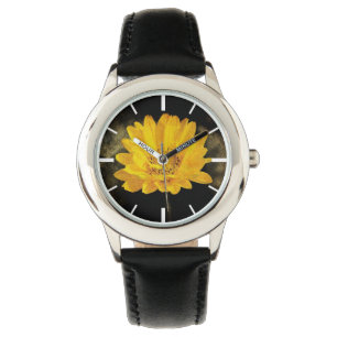 Schöne Sonnenblume mit dunkelbraunem Hintergrund Armbanduhr