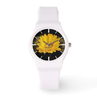 Schöne Sonnenblume mit dunkelbraunem Hintergrund Armbanduhr