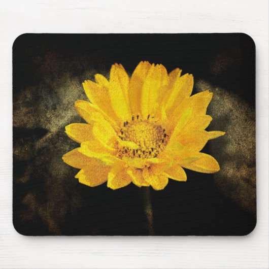 Schöne Sonnenblume mit dunkelbraunem Hintergrund Mousepad (Vorne)