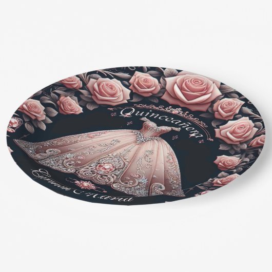 Schöne Spanische Rose Quinceñera Pappteller (Schrägansicht)