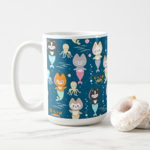 Schöne Tasse mit niedlichen Meerjungfrauen.