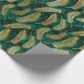 Schöne tropische Blätter aus Gold und Grün Geschenkpapier (Ecke)