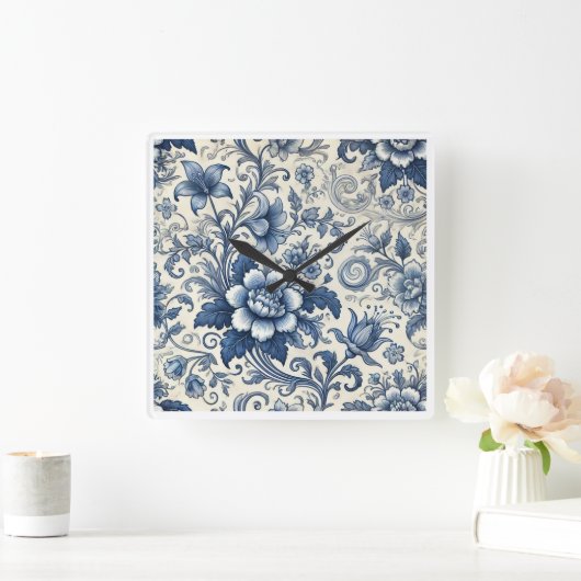 Schöne Uhr der blauen Blume (Zuhause)