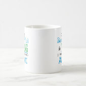 Schöne und junge Tante Kaffeetasse (Mittel)
