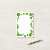 Schöne Vier-Leaf Clovers & Ladybugs Post-it Klebezettel (Auf Schreibtisch)