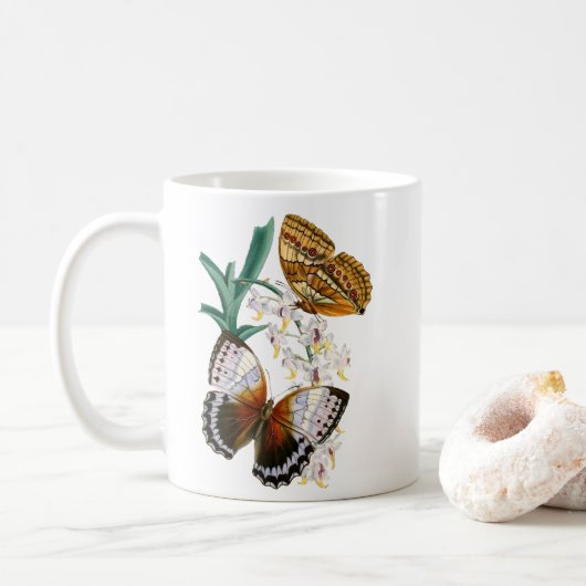 Schöne Vintage Blütenschmetterlingsdarstellung Kaffeetasse (Mit Donut)