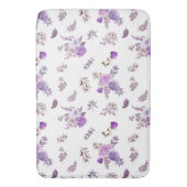 Schöne violette Blumen auf Badematte (Vorderseite Vertikal)