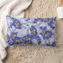Schöne violette und violette Stiefmütterchen-Blume