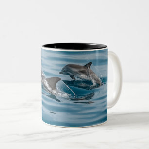 Schöne Wasserdelfine Zweifarbige Tasse