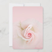Schöne weiche Rosa Rose Elegantes Brautparty Einladung (Rückseite)