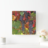 Schöne Weinroute Quadratische Wanduhr (Zuhause)