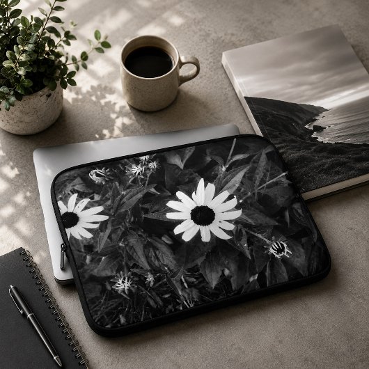 Schöne weiße Blume Laptopschutzhülle