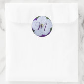 Schöne weiße Blumenfoto-Blumen-Fancy-Initiale Runder Aufkleber (Tasche)