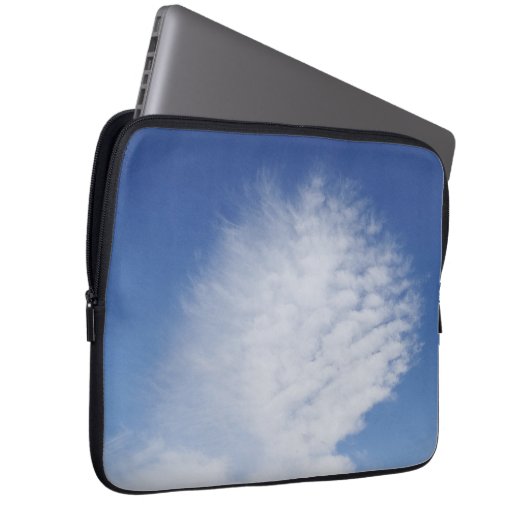 Schöne Wolken Laptopschutzhülle (Vorne Rechts)