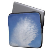 Schöne Wolken Laptopschutzhülle (Vorderseite Links)