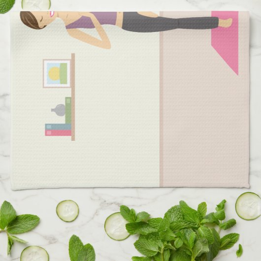 Schöne Yoga-Frau in einem dekorierten Raum Geschirrtuch (Gefaltet)