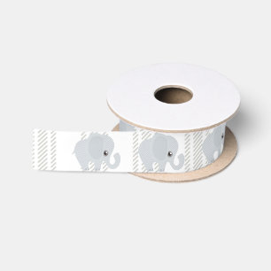 Schöner Baby-Person-Elefant Satinband