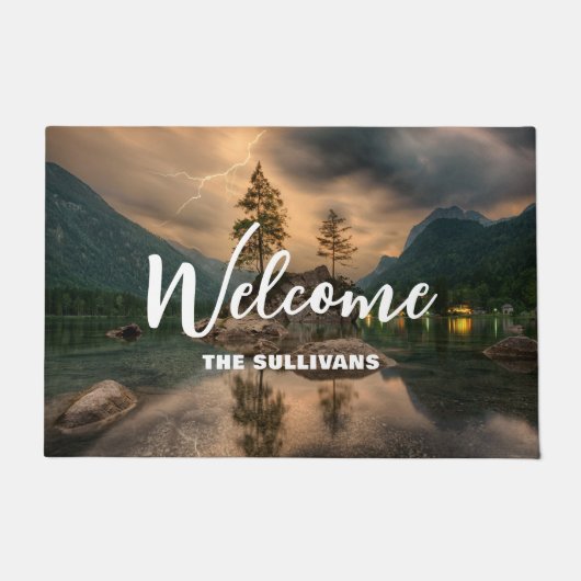 Schöner Bergsee im Abend Foto Fußmatte (Vorderseite)