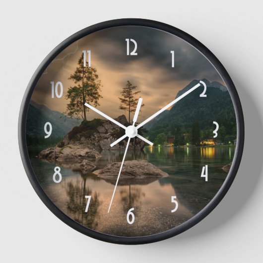 Schöner Bergsee im Abend Foto Uhr (Vorderseite)