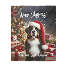 Schöner Berner Hund mit Weihnachtsmannmütze