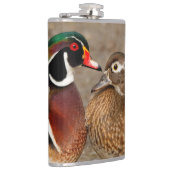 Schöner Berührungsmoment zwischen Holzenten Flachmann (Rechts)