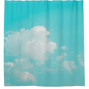 Schöner blauer Himmel und Wolken mit Tageslicht na Duschvorhang