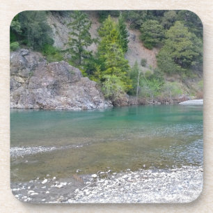 Schöner Blauer Strom in Nordkalifornien Untersetzer