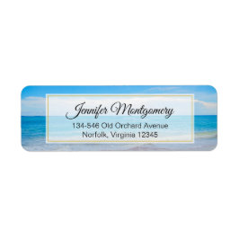 Schöner, blauer tropischer Strand