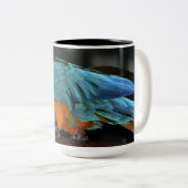Schöner Blauund GoldMacaw Zweifarbige Tasse (VorderseiteRechts)