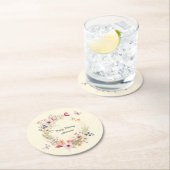 Schöner Blumenkranz und Schmetterlinge zum Geburts Runder Pappuntersetzer (Vor Ort)