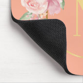 Schöner Blumenring mit Anfangsloge Mousepad (Ecke)