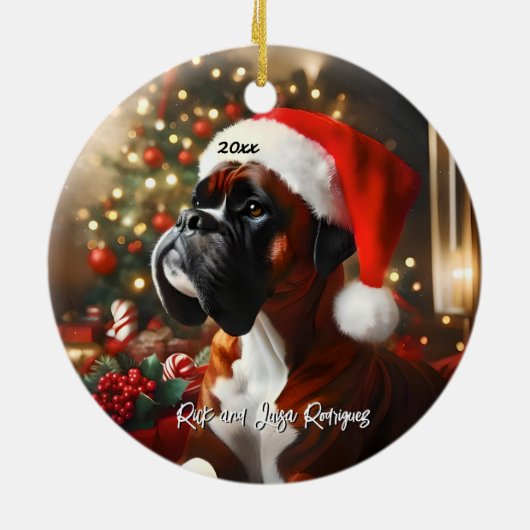 Schöner Boxer mit Weihnachtsmannmütze Keramik Ornament (Hinten)