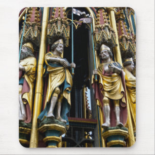 Schöner Brunnen in Nürnberg Mousepad